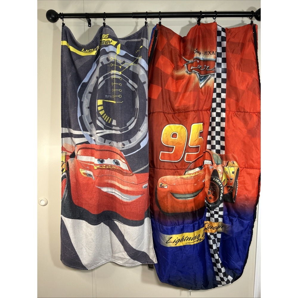 Disney Pixar Cars Lightning McQueen Kids Sleeping Bag + Towel Sleepover Set - Picture 1 of 12